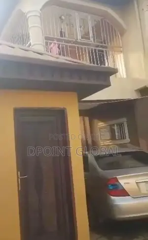 10bdrm Block of Flats in Abiola Farm, Ipaja for sale