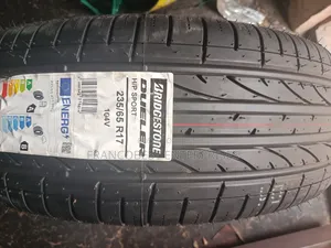 235/65r17 Bridgestone Tyre