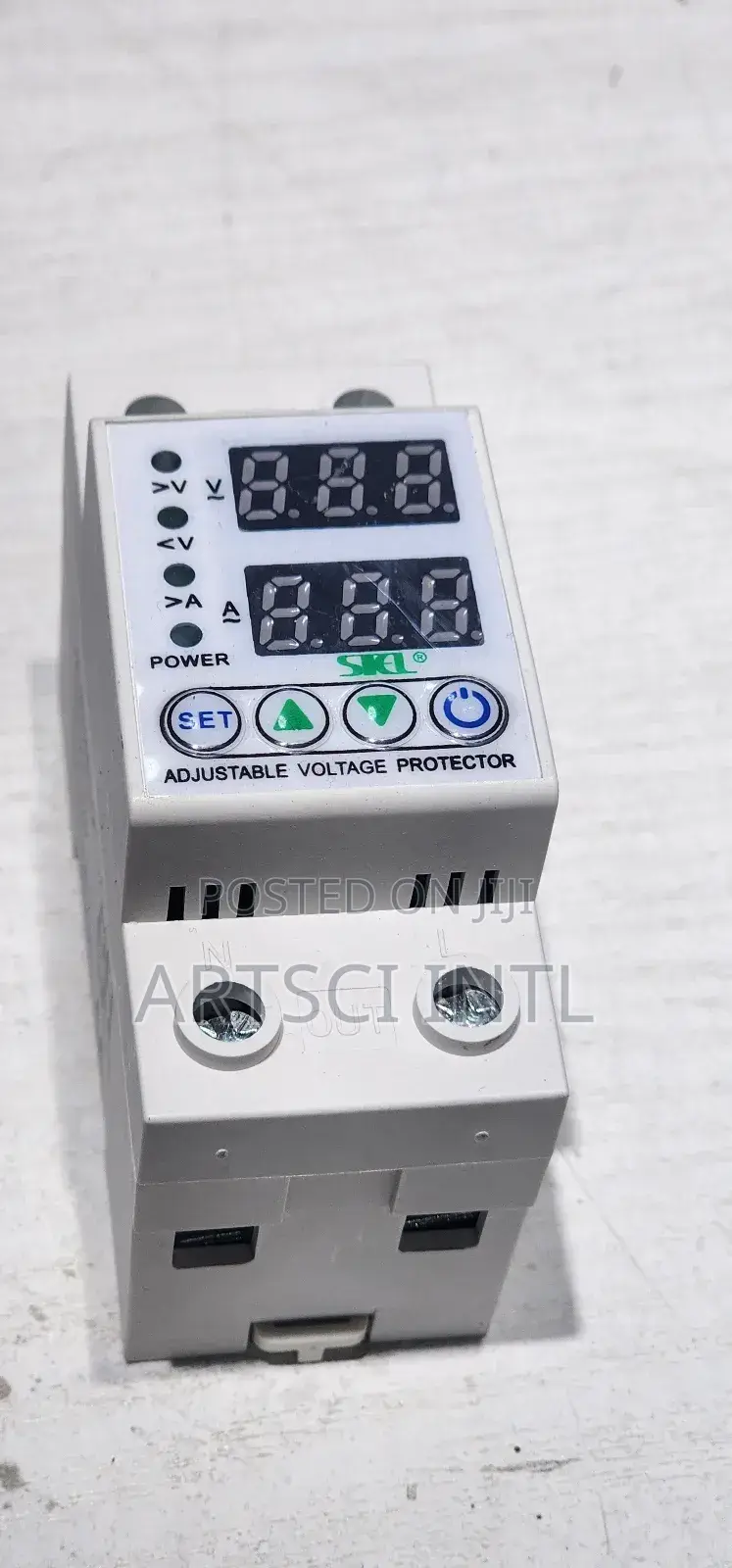 Adjustable Voltage Protector