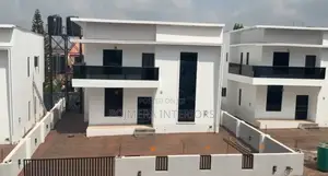 5bdrm Duplex in Enugu for sale