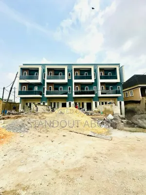 4bdrm Duplex in In An Estate, Adeniyi Jones for sale