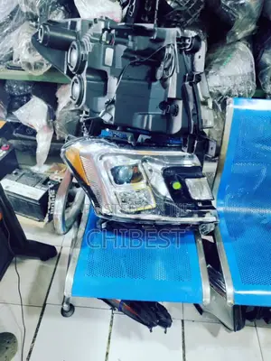 Ford Expedition Head Lamp Set 2021