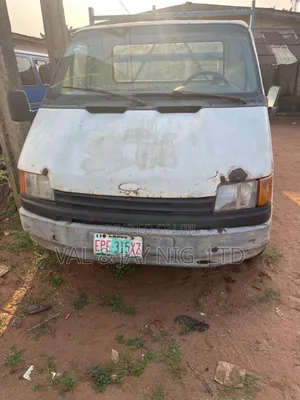 Ford Transit 2005 White