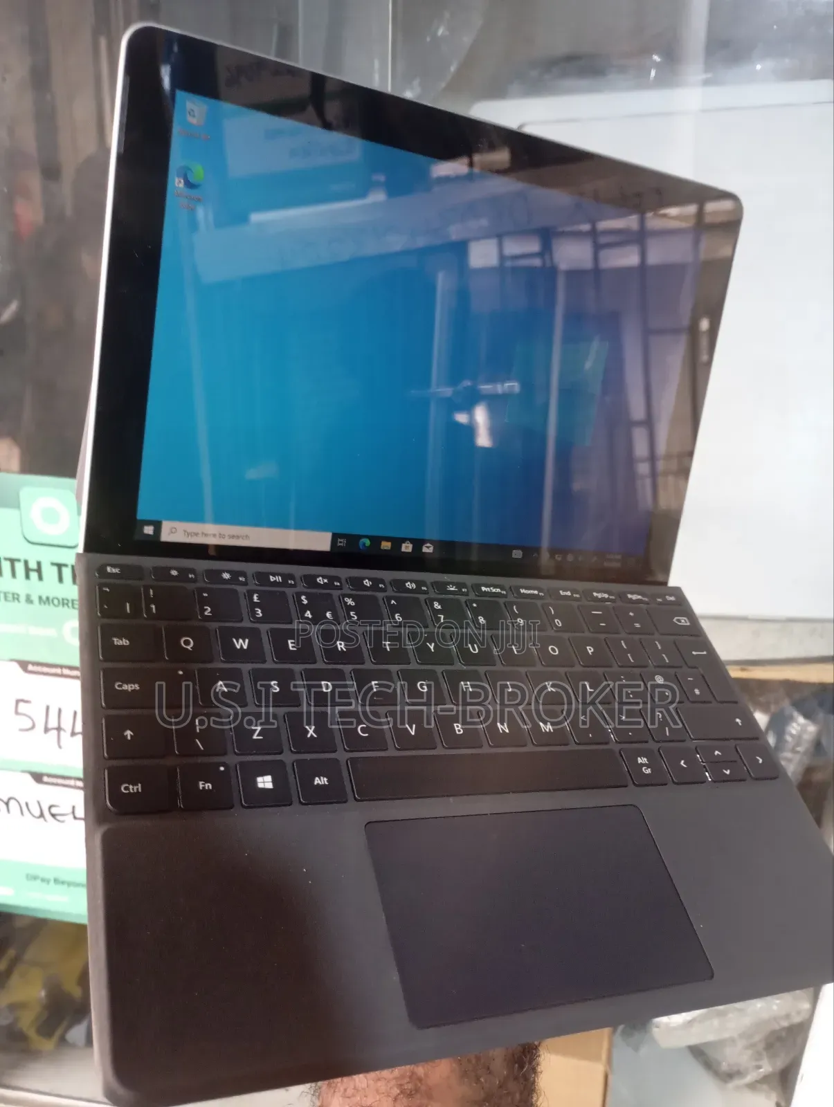 Laptop Microsoft Surface Go 4GB Intel Pentium SSD 60GB