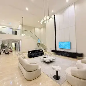 Luxury 4-Bedroom Penthouse