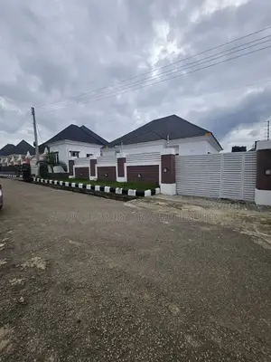 3bdrm Bungalow in Efab Queens Estate, Gwarinpa for sale
