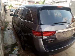 Honda Odyssey EX Passenger Van (3.5L 6cyl 6A) 2017 Gray