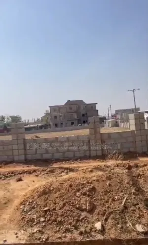 Commercial Plot, 3,157.90m2 on the Major Road