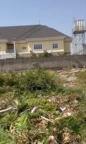 Residential Plot, 1,100m2 Cofo. Prime Location.