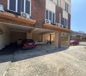 Mini Flat in Osapa london for rent
