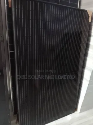 All Black Canadian 550watts Solar Panel
