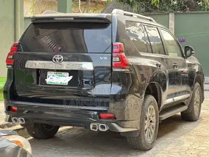 Toyota Land Cruiser Prado 2.7 2019 Black