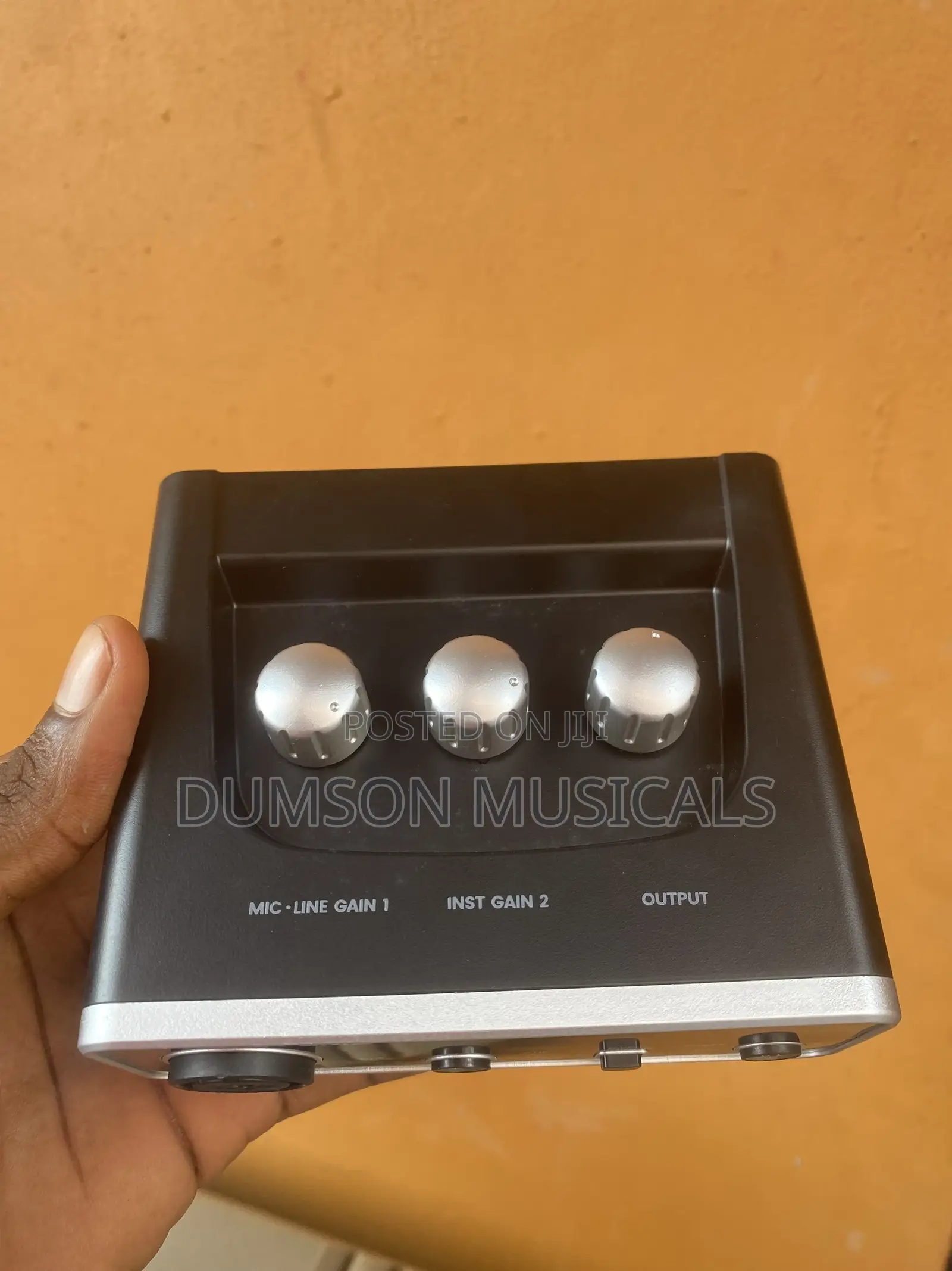 U-Phoria Um2 Soundcard