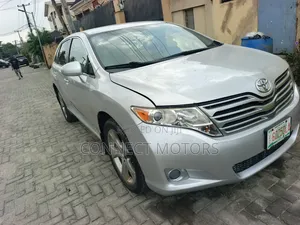Toyota Venza 2011 Silver