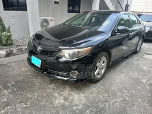 Toyota Camry SE Sport 4dr Sedan (2.5L 4cyl 6A) 2014 Black