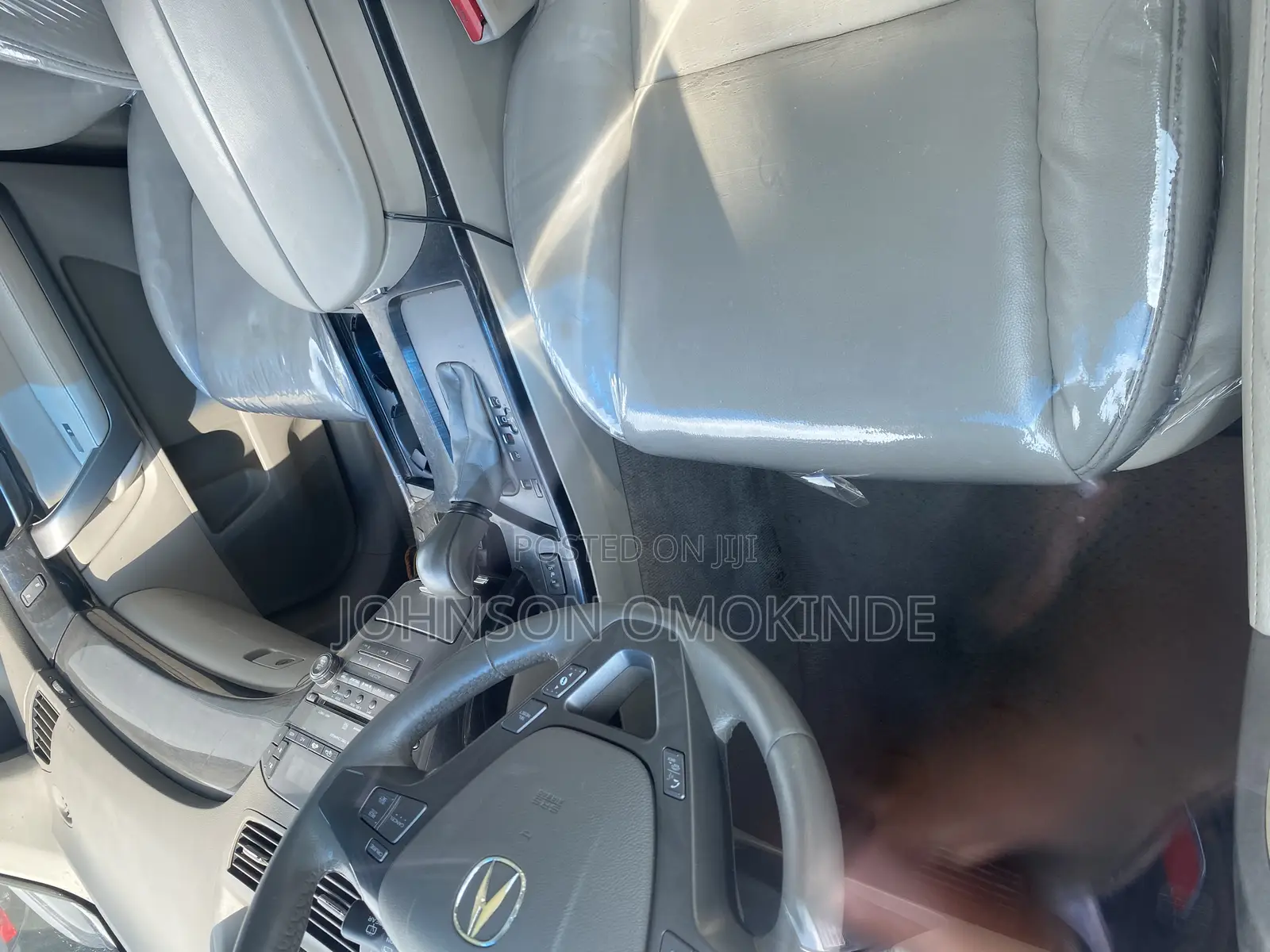 Acura MDX Technology Package AWD (3.7 6cyl 5A) 2008 Off white