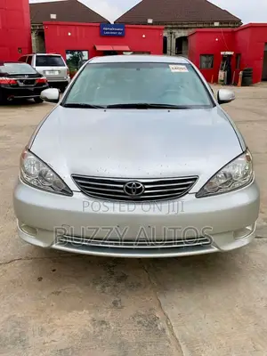 Toyota Camry 2006 Silver