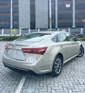 Toyota Avalon 2016 Gold