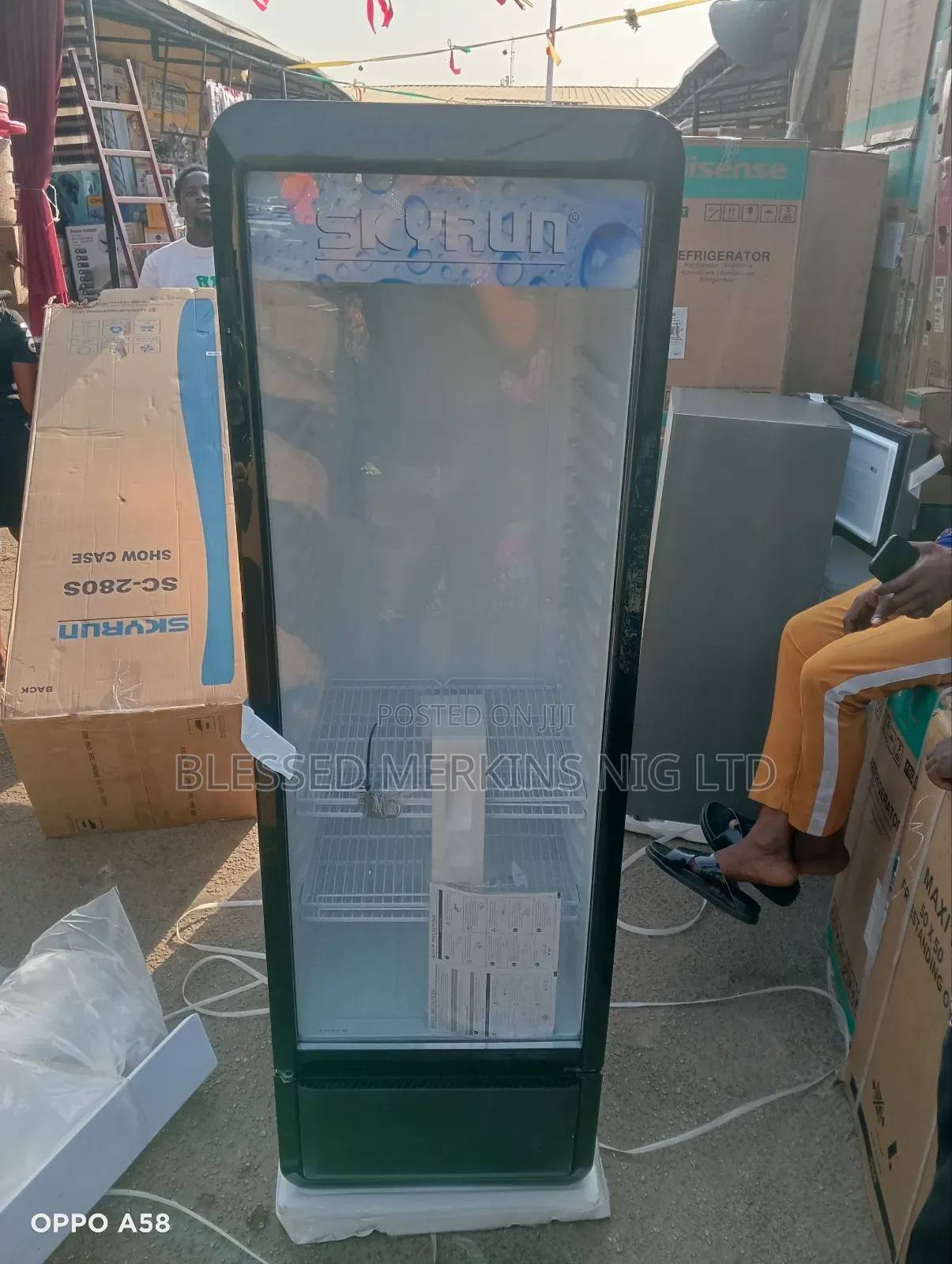 Skyrun Display Fridge 280litres