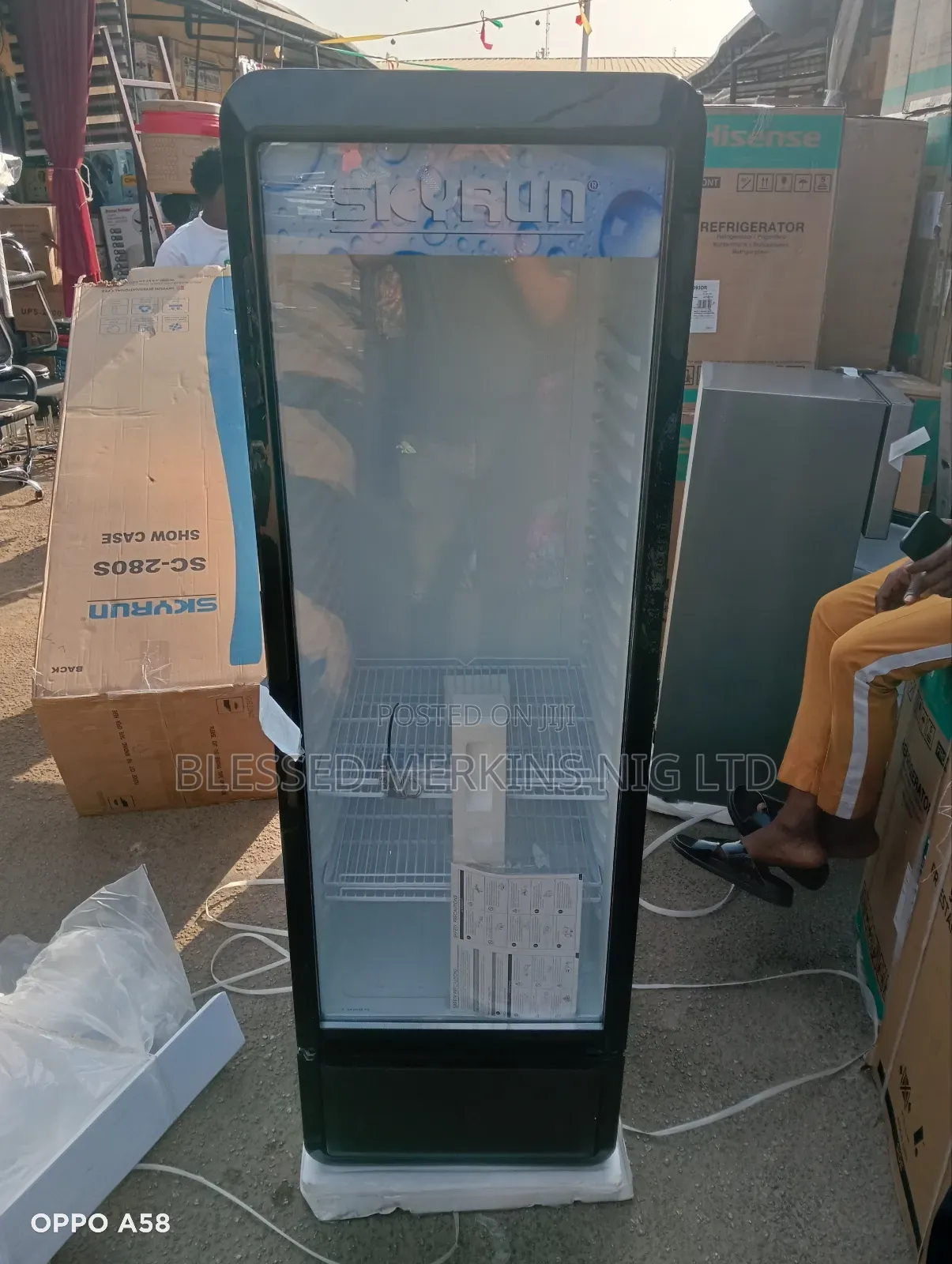 Skyrun Display Fridge 280litres