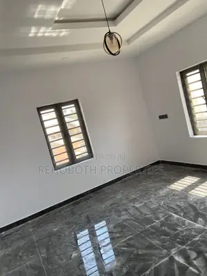 2bdrm Apartment in Akoto Elebu, Akala Express for rent
