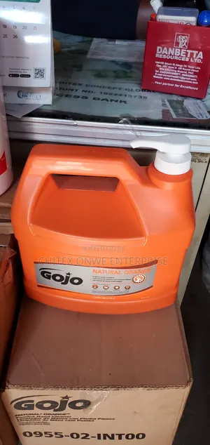 Gojo Natural Orange Pumice Hand Cleaner,