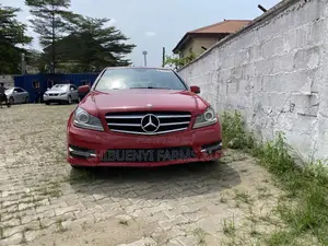Mercedes-Benz E300 2013 Red