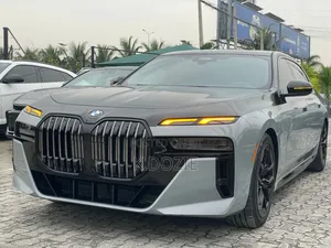 BMW 760 2023 Gray