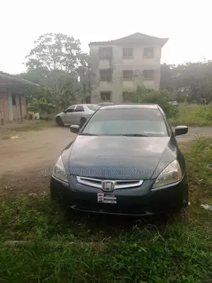 Honda Accord 2005 Gray