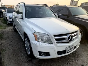 Mercedes-Benz GLK-Class 350 4MATIC 2011 White