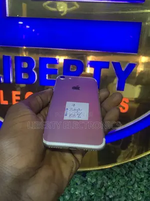 Apple iPhone 7 32 GB Gold