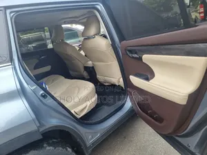 Toyota Highlander Limited 2021 Blue