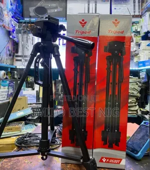Tripod Stand