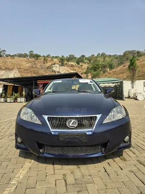 Lexus IS 2011 Blue