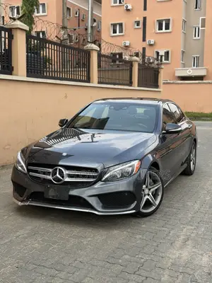 Mercedes-Benz C300 Sport 4dr AWD 4Matic Sedan (2.0L 4cyl 7A) 2015 Gray