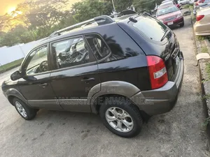 Hyundai Tucson 2008 Black