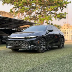 Toyota Crown 2023 Gray