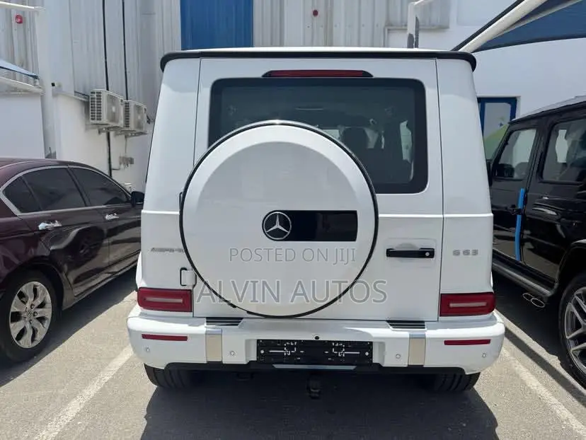New Mercedes-Benz G-Class 2025 White
