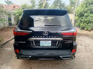 Lexus LX 2018 Black