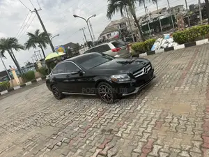 Mercedes-Benz C300 Base 4dr RWD Sedan (2.0L 4cyl 7A) 2015 Black