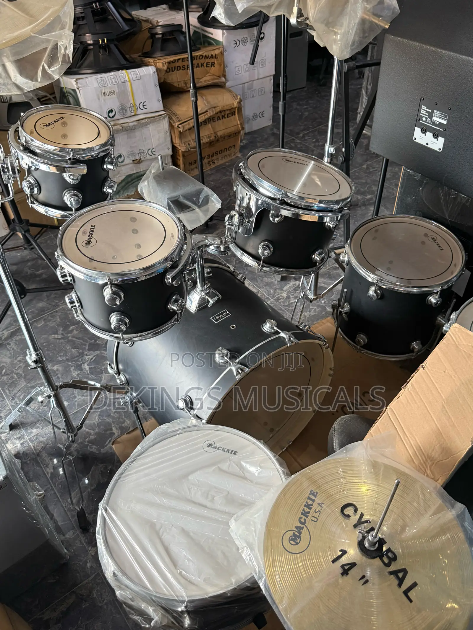 Seven Set Mackie Drum Set - 7piece Drum Set