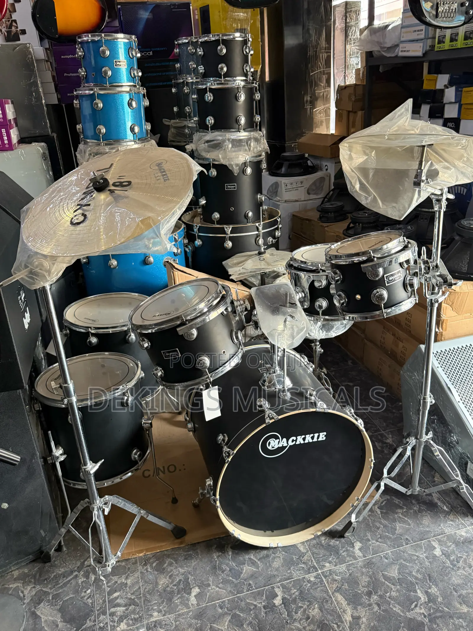 Seven Set Mackie Drum Set - 7piece Drum Set