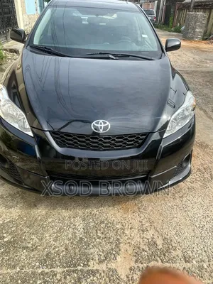 Toyota Matrix XRS Hatchback FWD (2.4L 4cyl 5A) 2010 Black
