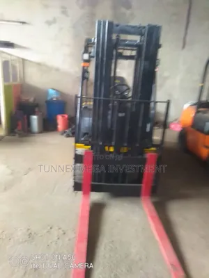 3tons Electric Forklift Available for Sale