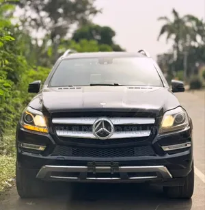 Mercedes-Benz GL-Class GL450 4MATIC 4dr SUV AWD (3.0L 6cyl Turbo 7A)