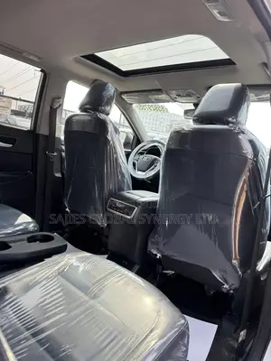 Toyota Highlander SE 4x4 V6 (3.5L 6cyl 8A) 2018 Silver