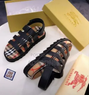 Quality Classic Authentic Leather Sandal Available in Different Sizes