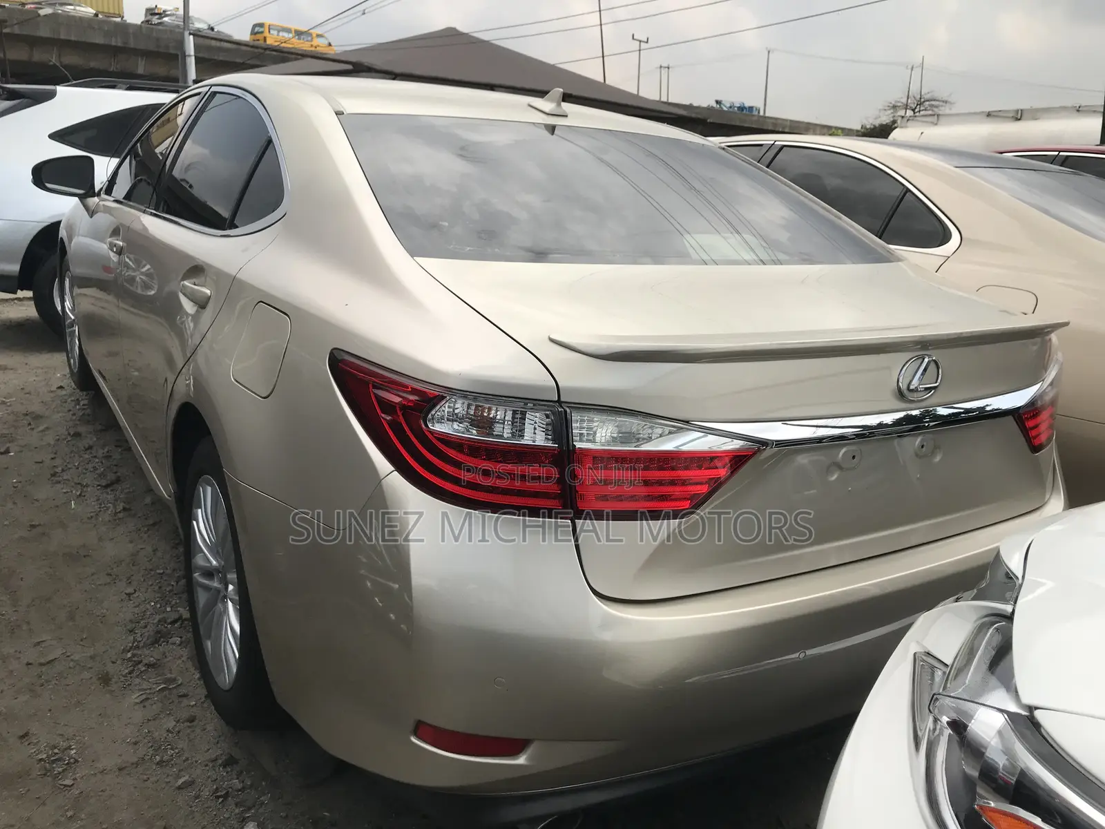 Lexus ES 2015 Gold