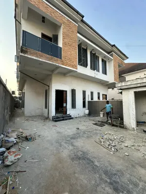 4bdrm Duplex in Ikota for rent