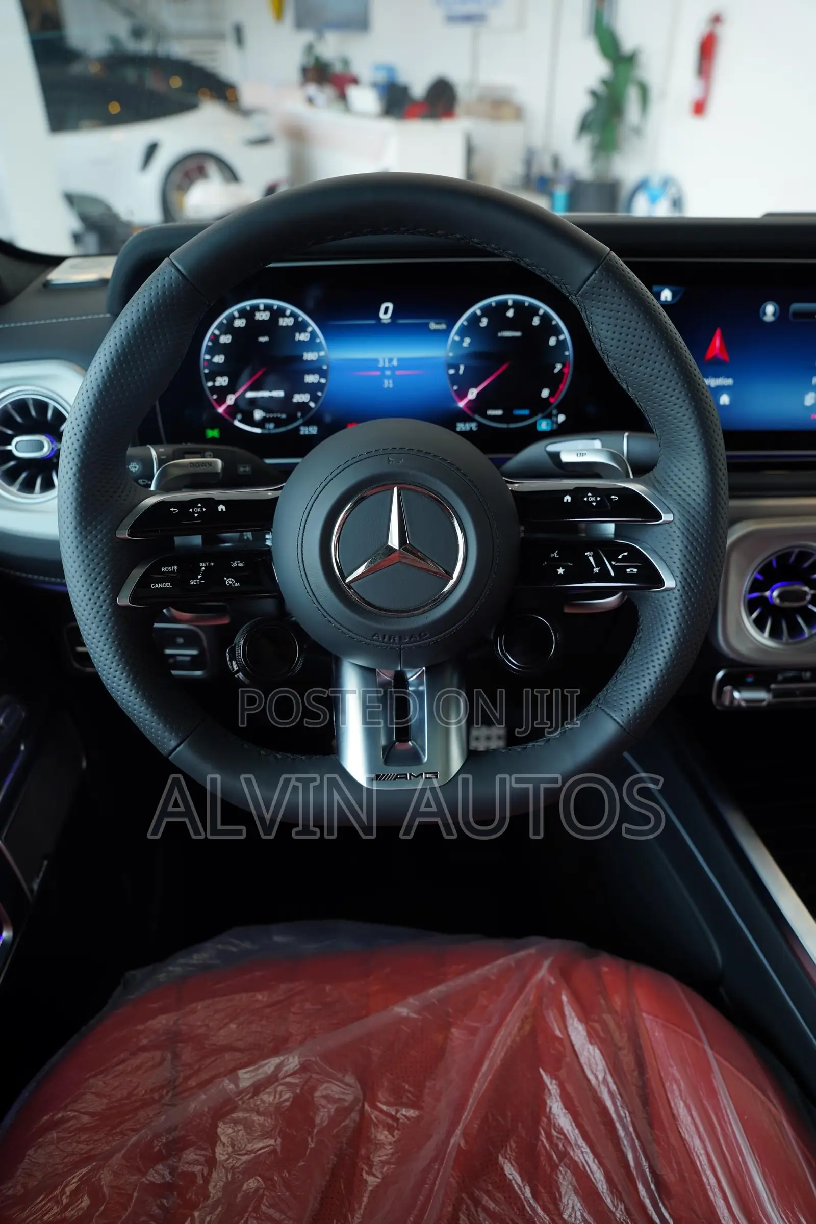 New Mercedes-Benz G-Class 2025 White
